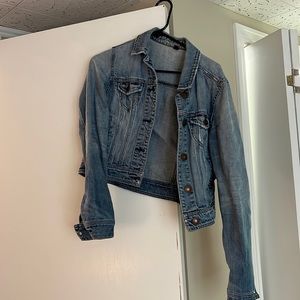 American Eagle light wash denim jacket
